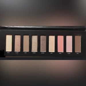 StudioMakeUp Sheen and Fate Palette- Eyeshadow